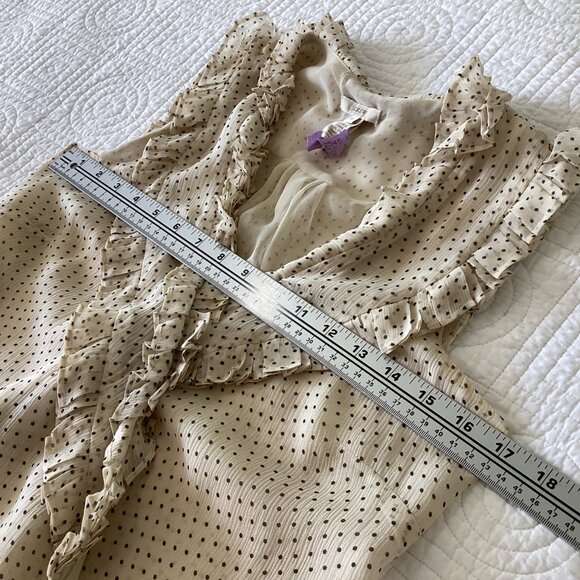 J. Crew 100% silk polka dot ruffle v-neck sleeveless wrap blouse size 0 cream - Picture 14 of 15
